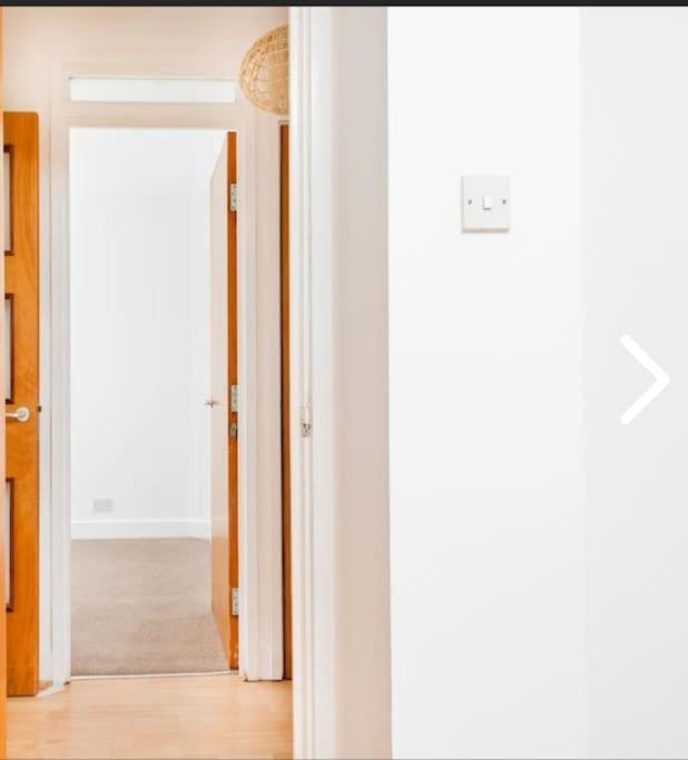 Bright, Nice Interior, Close To The City, 2 Bedroom Apartment 런던 외부 사진
