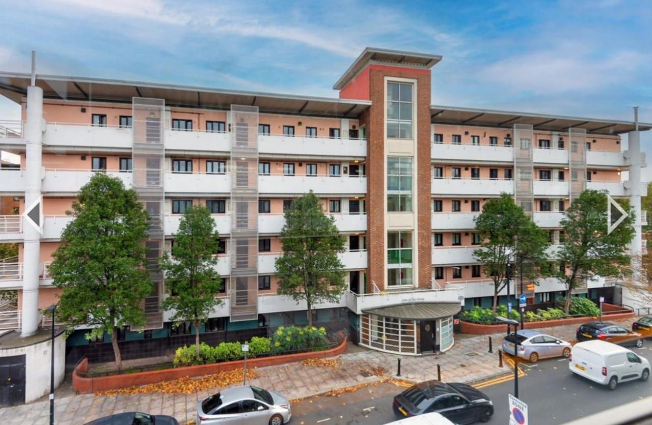Bright, Nice Interior, Close To The City, 2 Bedroom Apartment 런던 외부 사진